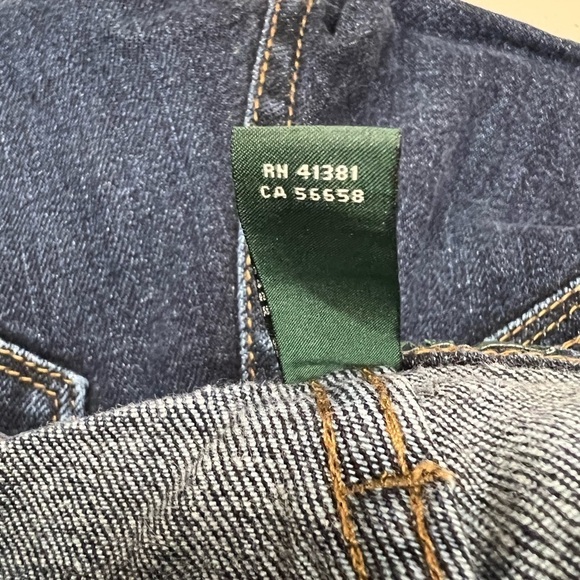Lauren Jeans Co Ralph Lauren Dark Wash Straight Leg Jeans Size 4P - Picture 9 of 15